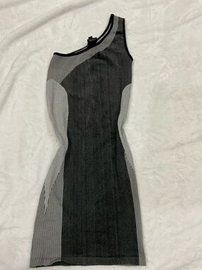 bebe Black and Gray One-Shoulder Panel Bodycon Dress